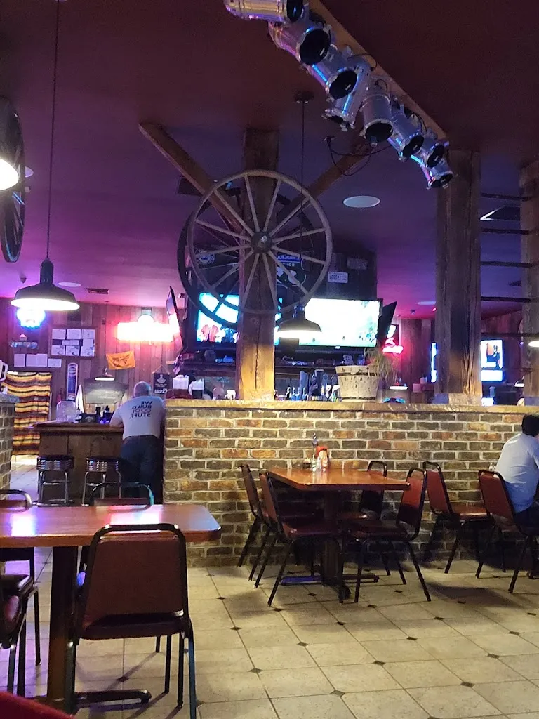 Scott Miller_T.J.'s Hideaway_Evans City, PA_review