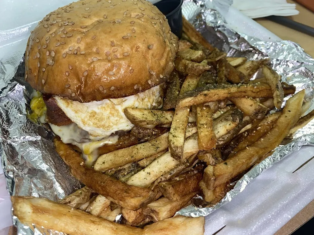 Amanda Alequin_Pop Snyder's Lunch_Sunbury, PA_review