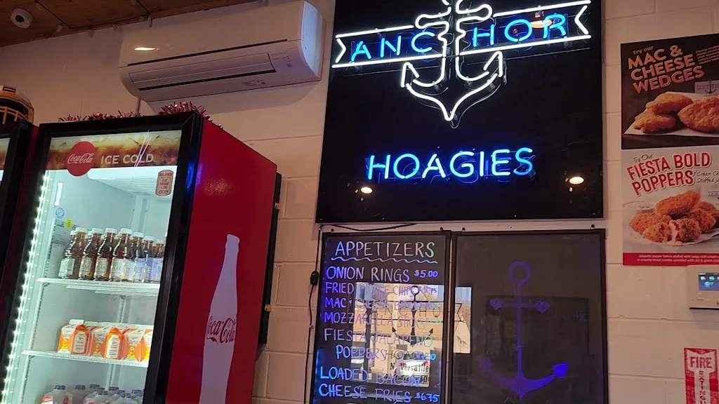 Anchor Hoagies Bar & Grill_North Versailles Township, PA_slider_imagen_2