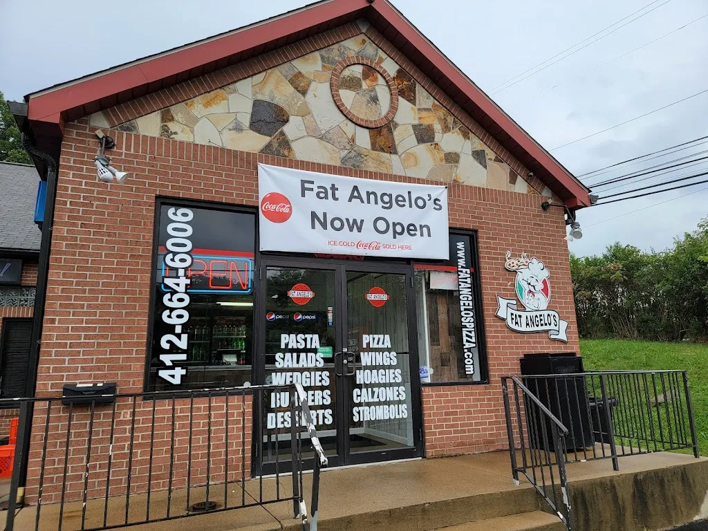 Fat Angelo's restaurante en North Versailles Township, PA