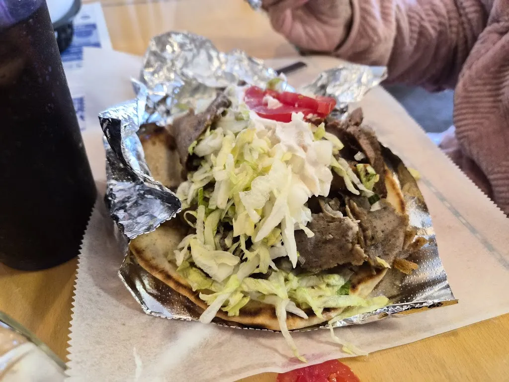 Rodos Greek Cafe_White Oak, PA_slider_imagen_3