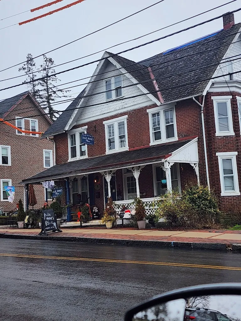 Julie Anne's Place_Malvern, PA_slider_image_3