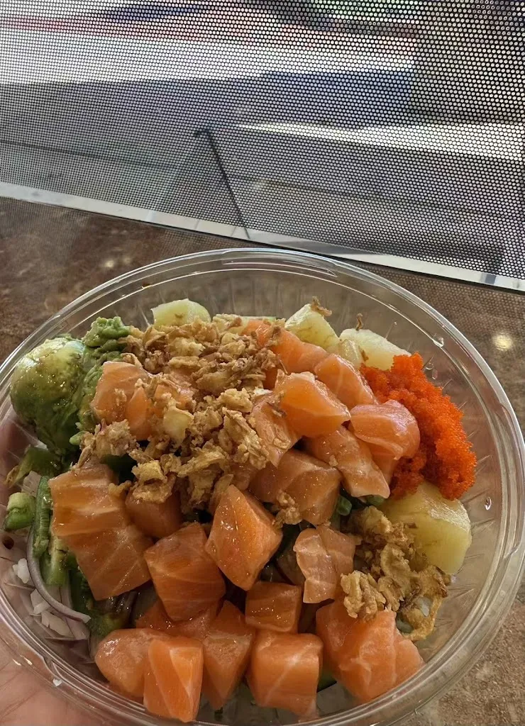 Mandy Sokolowsky_Poke Bros._Paoli, PA_review