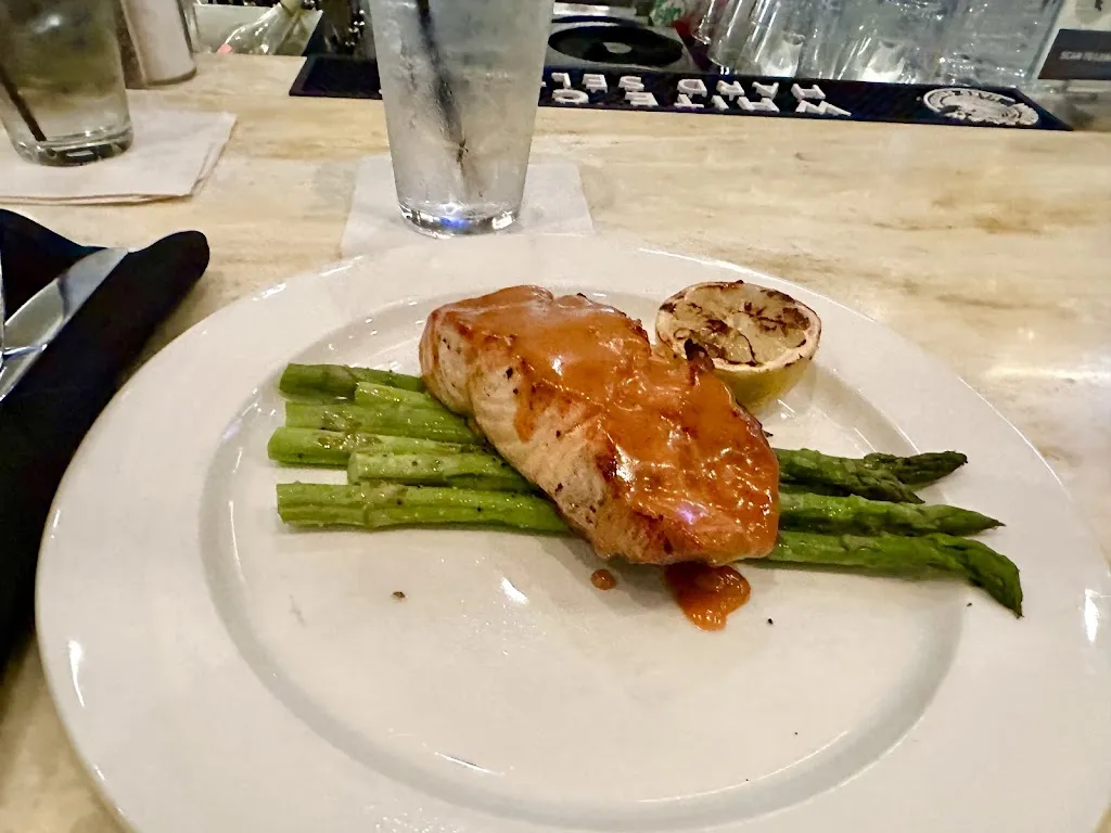 Juniper Grill - Pleasant Hills_Pittsburgh, PA_slider_imagen_3