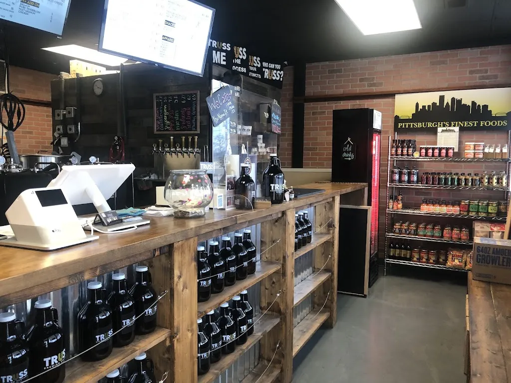 TRUSS Brewing Company_Pleasant Hills, PA_slider_imagen_2