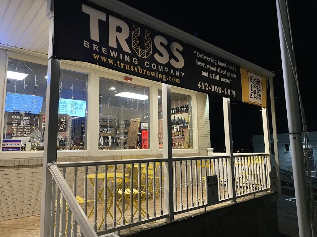 TRUSS Brewing Company_Pleasant Hills, PA_slider_imagen_3