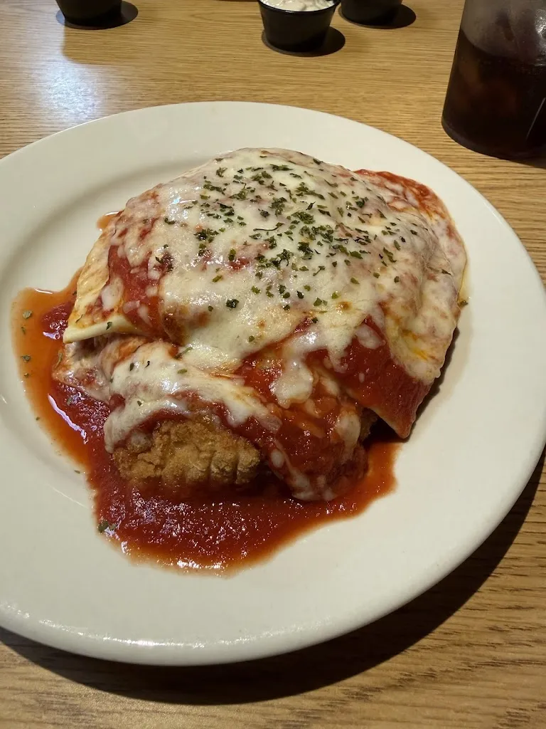 Tillie's Restaurant_McKeesport, PA_slider_imagen_3
