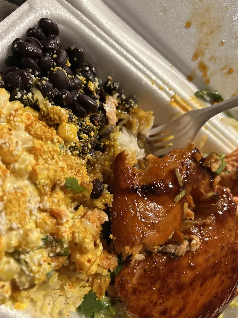 Kiara Browner_Hi Eatery_McKeesport, PA_reseña