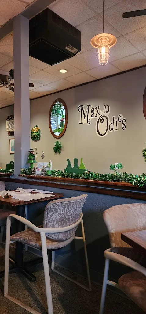 Zach sierocki_Max n Odi's_Glassport, PA_review