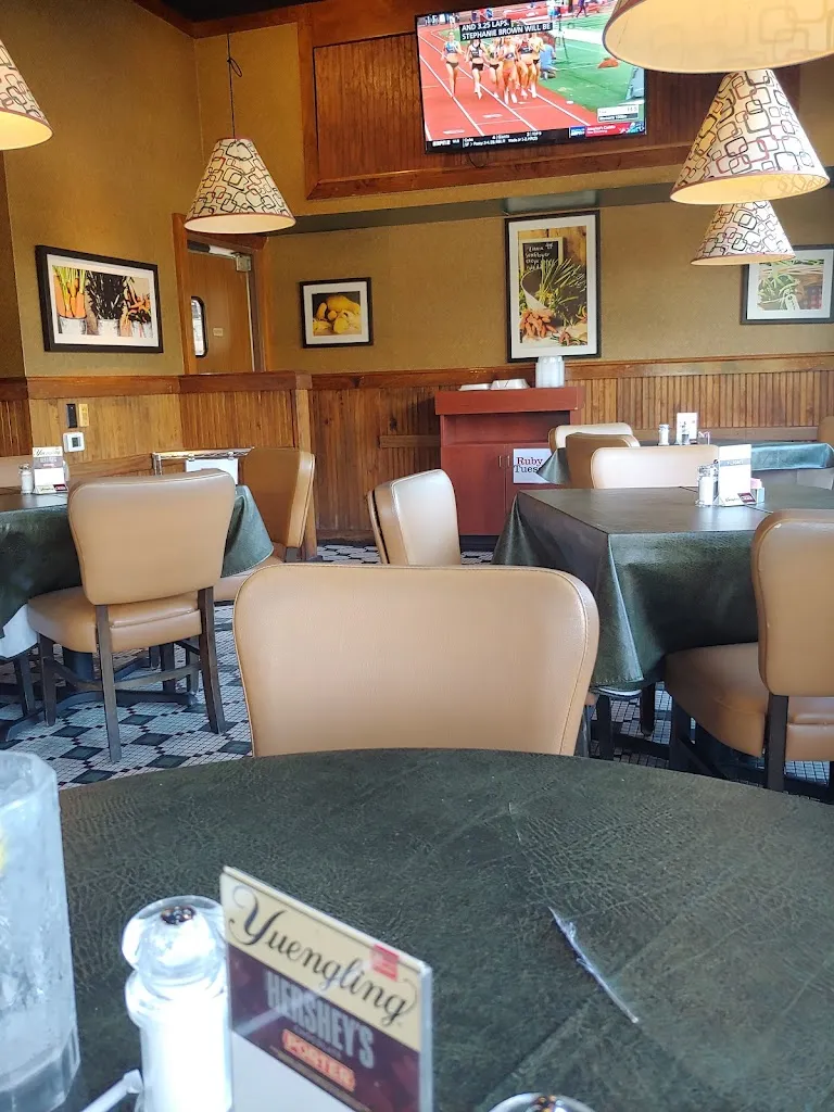 Ruby Tuesday_Pottsville, PA_slider_image_3