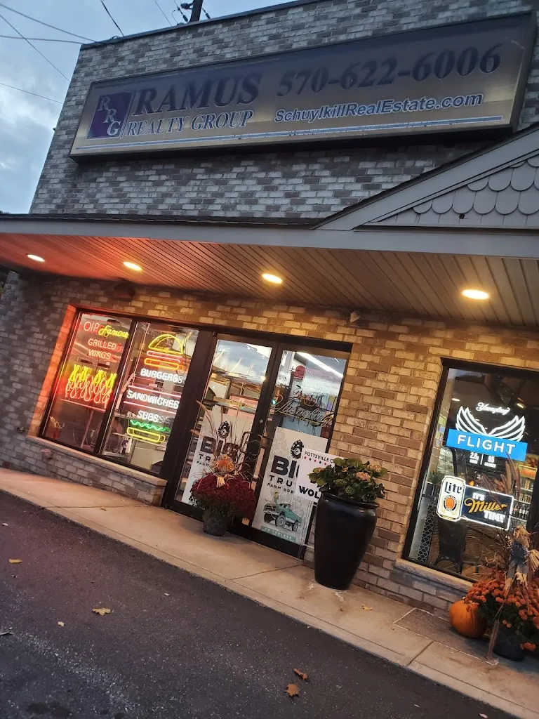 B Walters_Original Italian Pizza_Pottsville, PA_review
