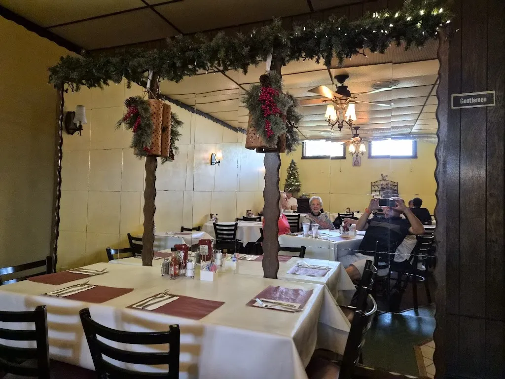 Emil's Lounge_Rankin, PA_slider_bild_3