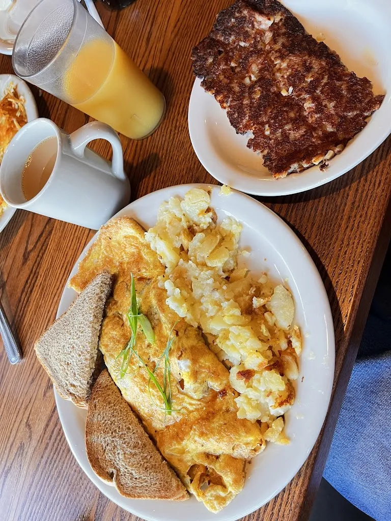 Sam Schwinger_Lion's Pride Restaurant_Red Lion, PA_review