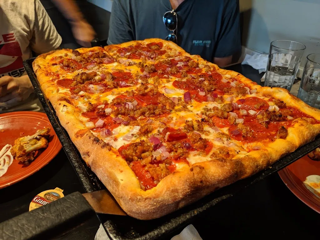 Chi Kang_Golden Crust Pizza_Red Lion, PA_review