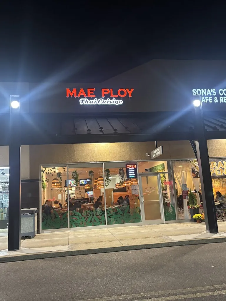 Mae Ploy Thai Cuisine restaurante en Royersford, PA