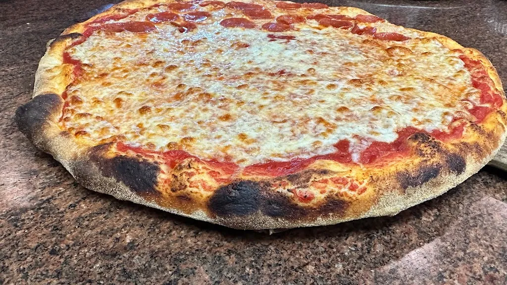 Giovanni's & Sons Pizzeria_Royersford, PA_slider_imagen_3