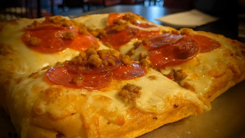 Pizza Roma_Cheswick, PA_slider_image_2