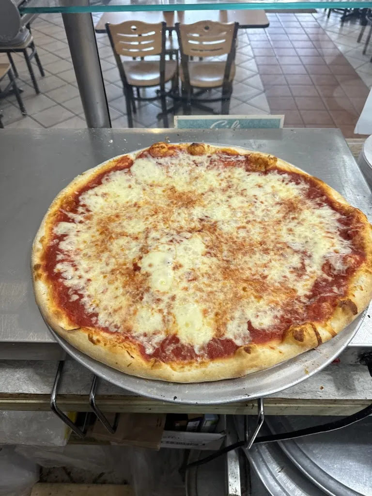 Menu_Giorgio's Pizza Restaurant_St Clair, PA_image_old_3