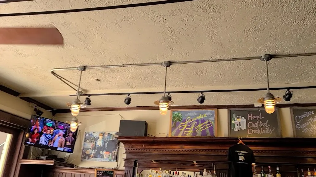 BJ's Market Street Tavern & Oyster Bar_Selinsgrove, PA_slider_imagen_2