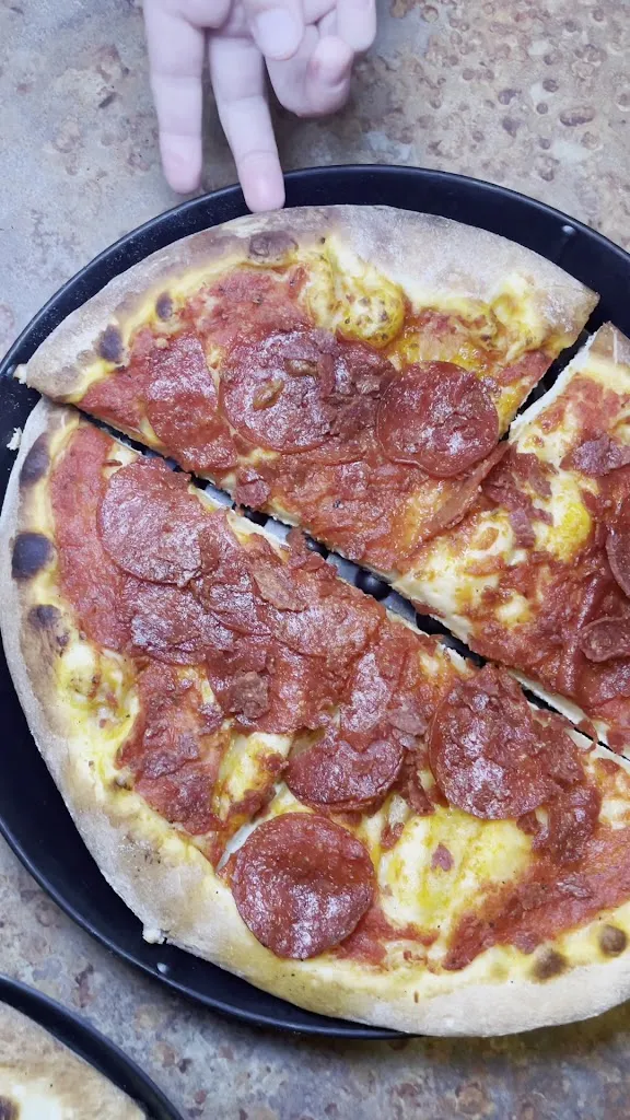 Marzoni's Brick Oven & Brewing Co._Selinsgrove, PA_slider_imagen_2