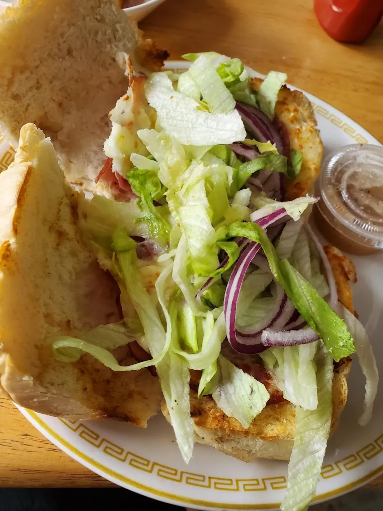 Lori_Gino Bros Pizza Bar_Sharpsburg, PA_review