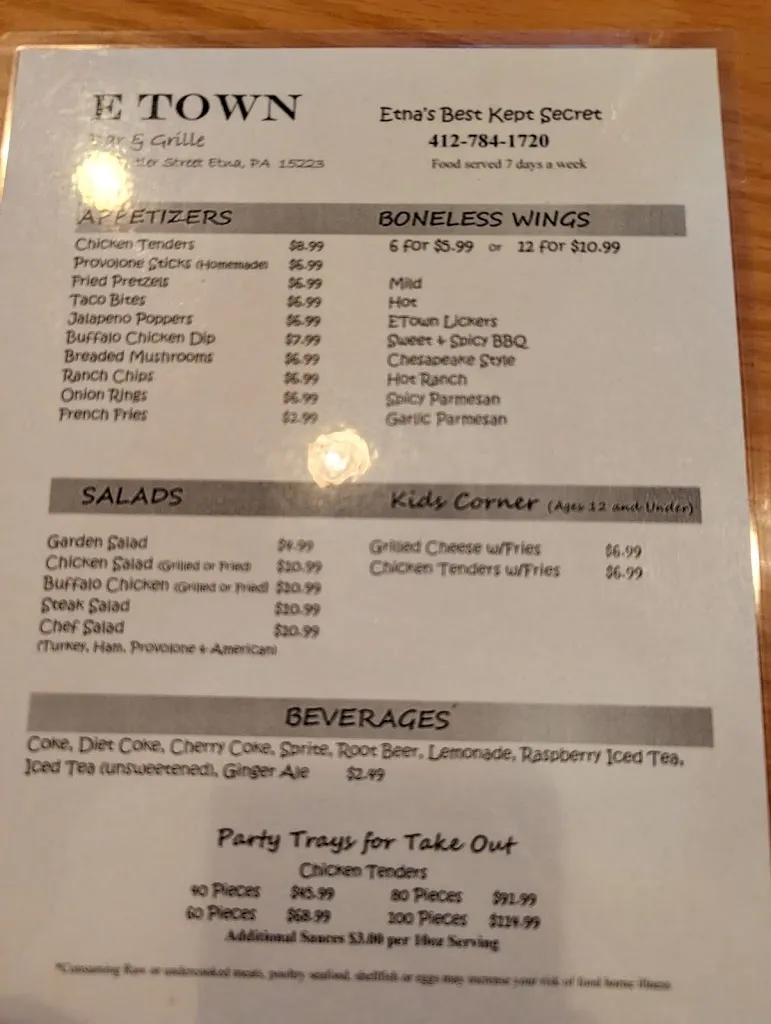 Dave Perhac_E Town Bar & Grill_Pittsburgh, PA_avis