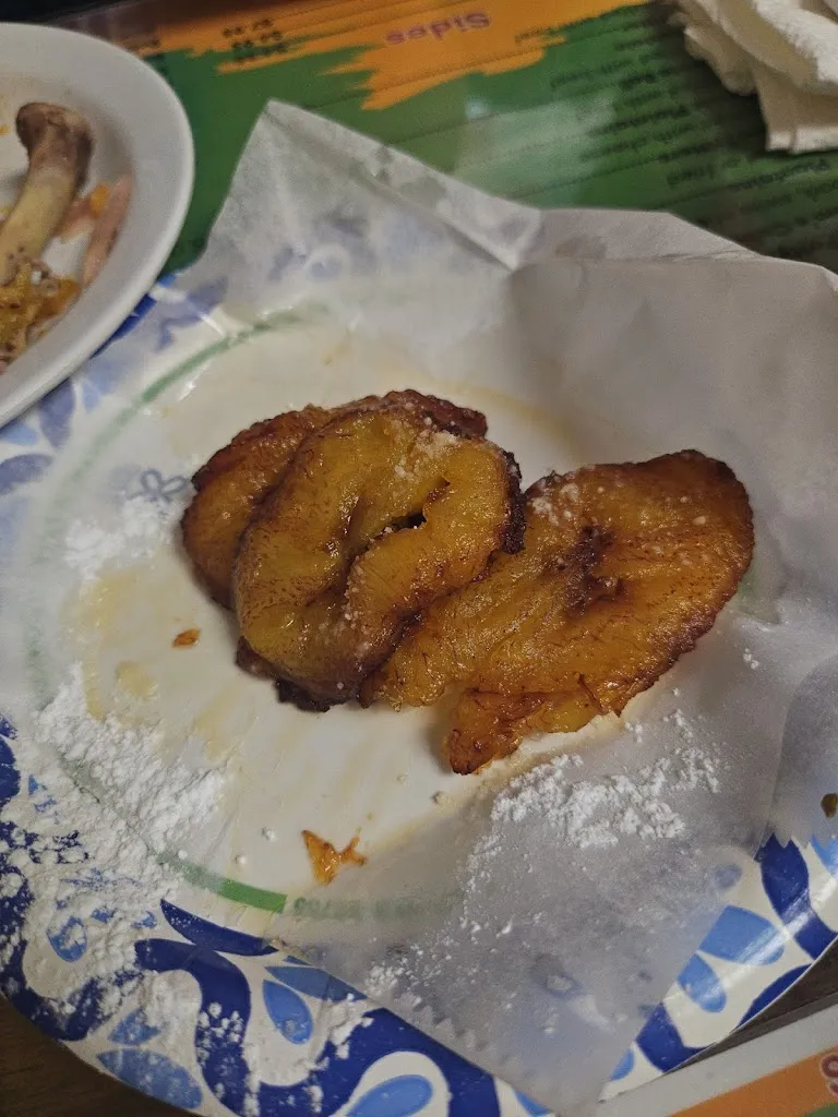 Danell Roberts-Juarbe_The Latin Corner_Spring City, PA_review