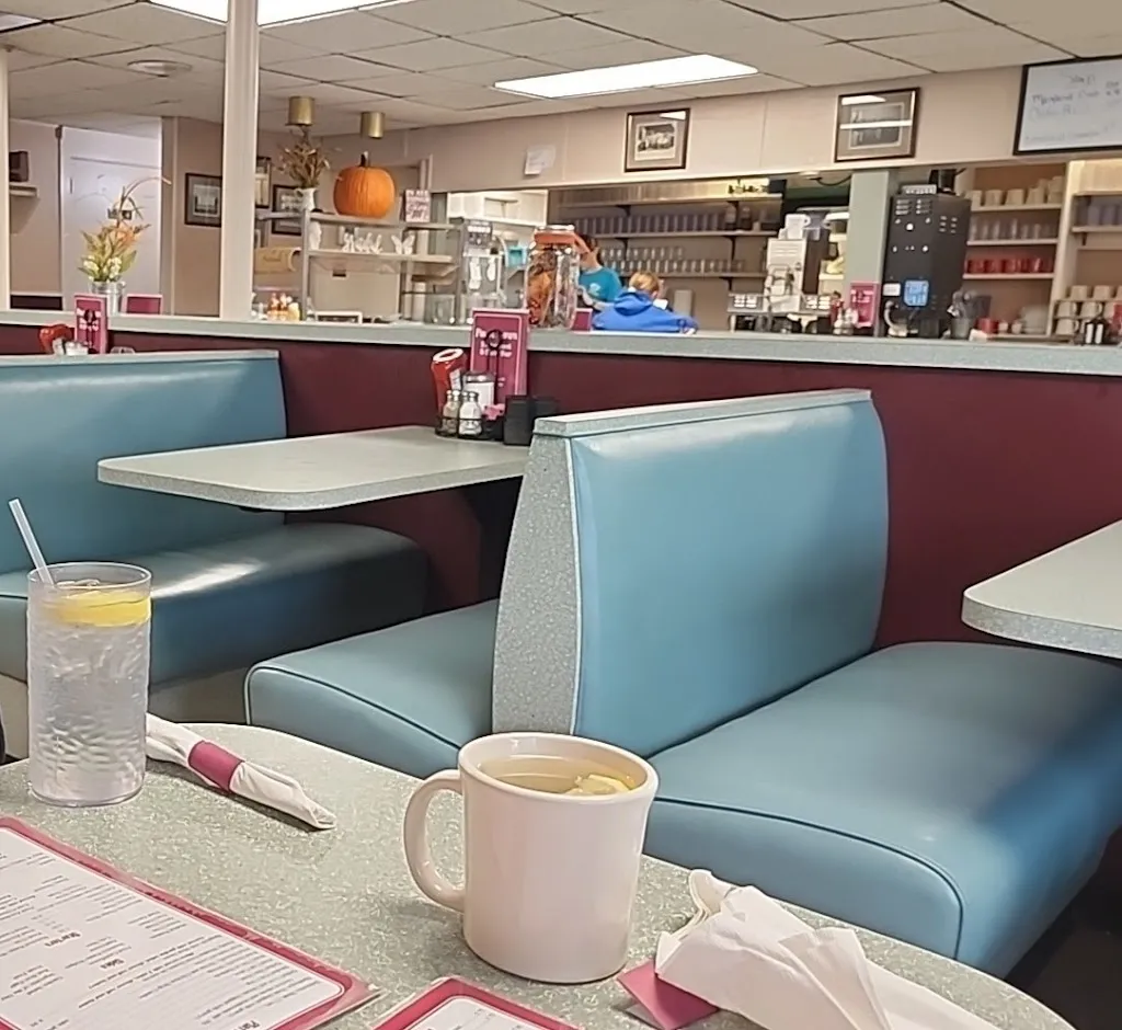 Brooke McKenzie_Papertown Dairy Bar & Restaurant_Spring Grove, PA_review