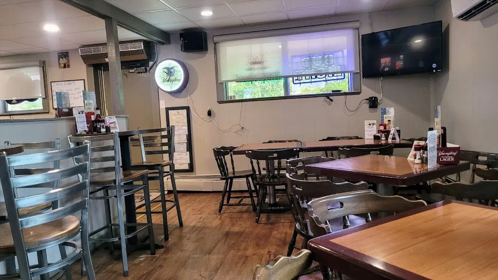 Goofy's Eatery and Spirits, Inc restaurant in Spring Grove, PA