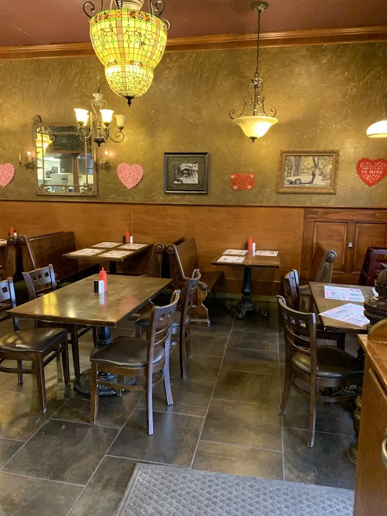 Jim & Nena's Pizzeria restaurant in Spring Grove, PA
