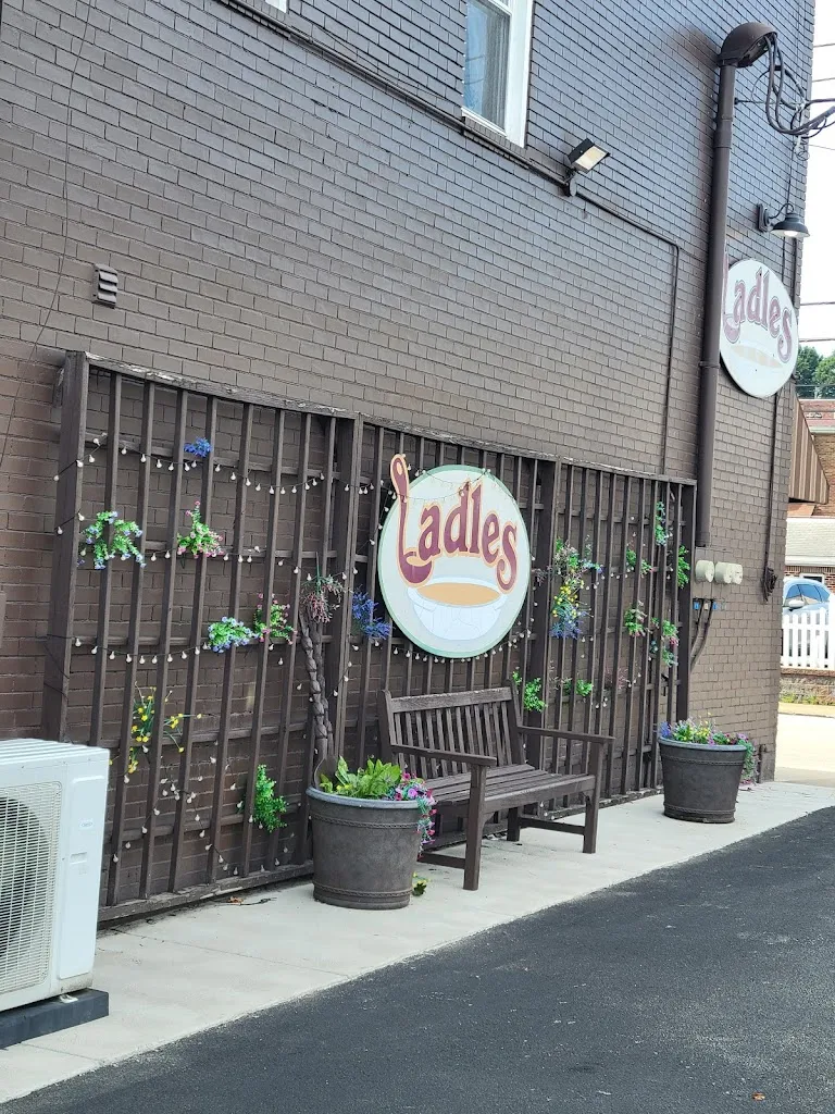 Bill DiPaolo_Ladles_Springdale, PA_avis