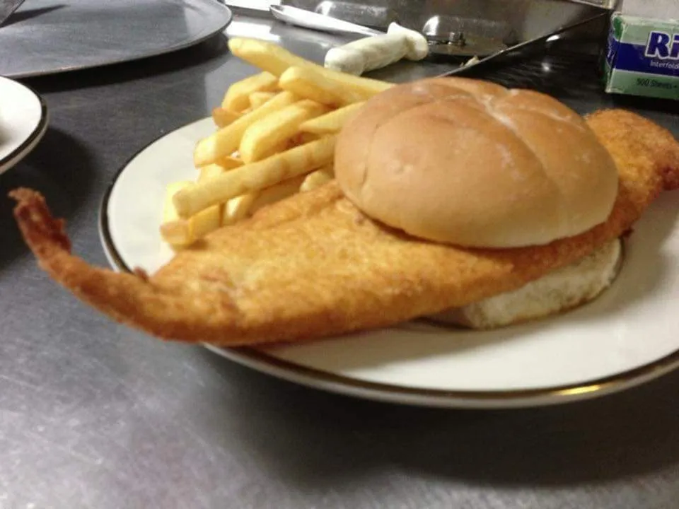 Kelli H._Hunner's Pizza & Restaurant_Sturgeon, PA_review