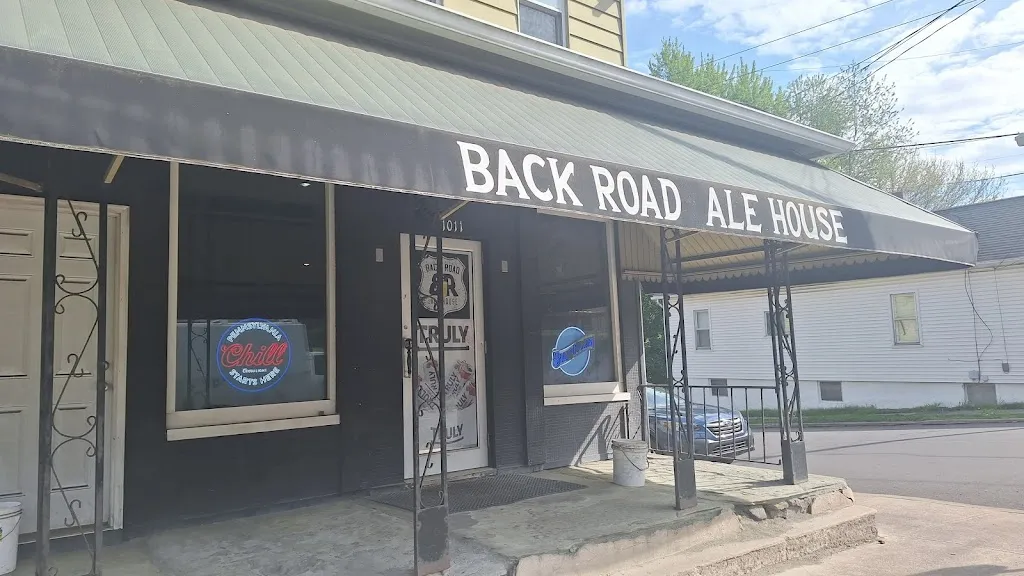 Back Road Ale House restaurante en Swoyersville, PA