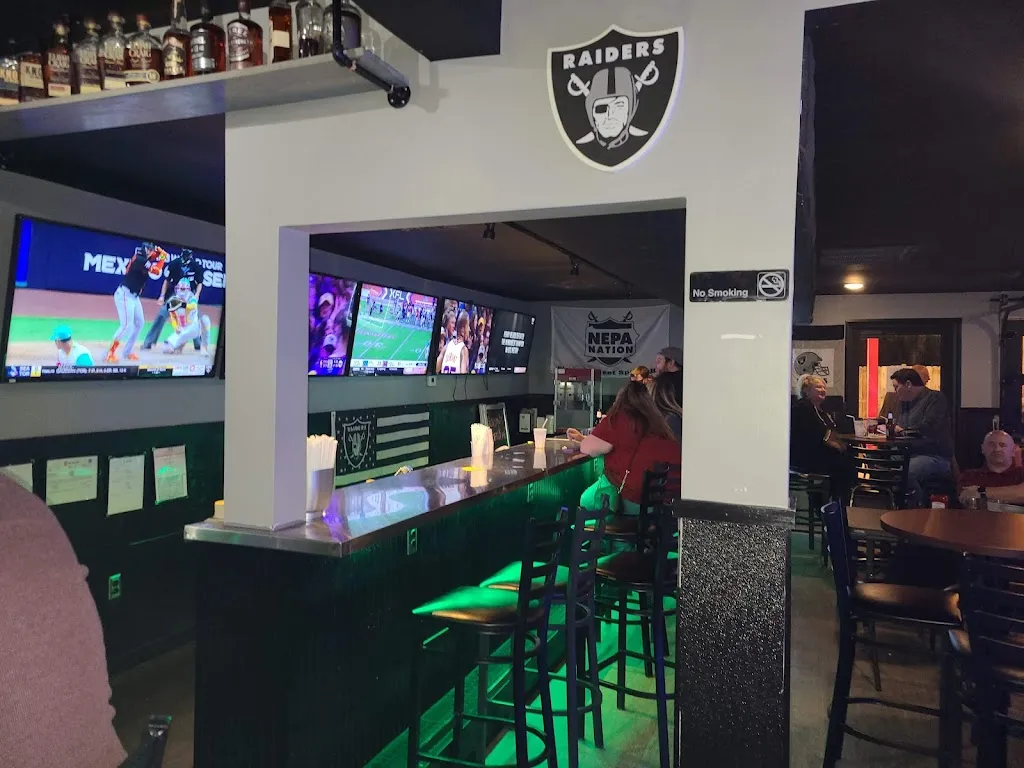 Slocum Street Sports Bar and Grill restaurante en 265 Slocum St, Swoyersville