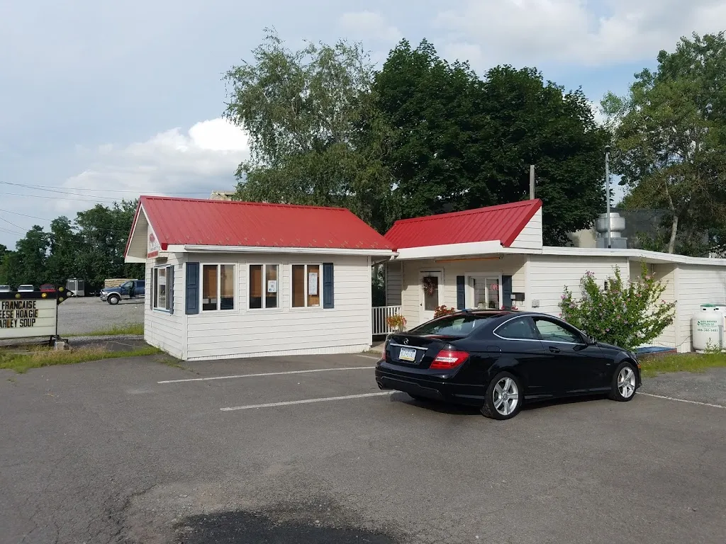 Lynderella's Deli_Swoyersville, PA_slider_imagen_3