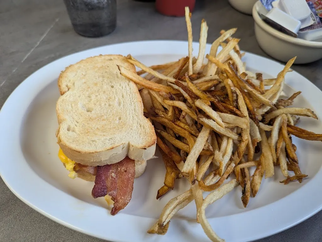 Alice's Restaurant_Canonsburg, PA_slider_imagen_3