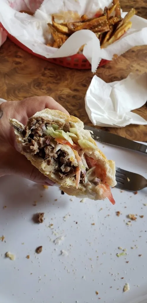 Roxanne White_Frankie's Italian Kitchen_Lawrence, PA_reseña