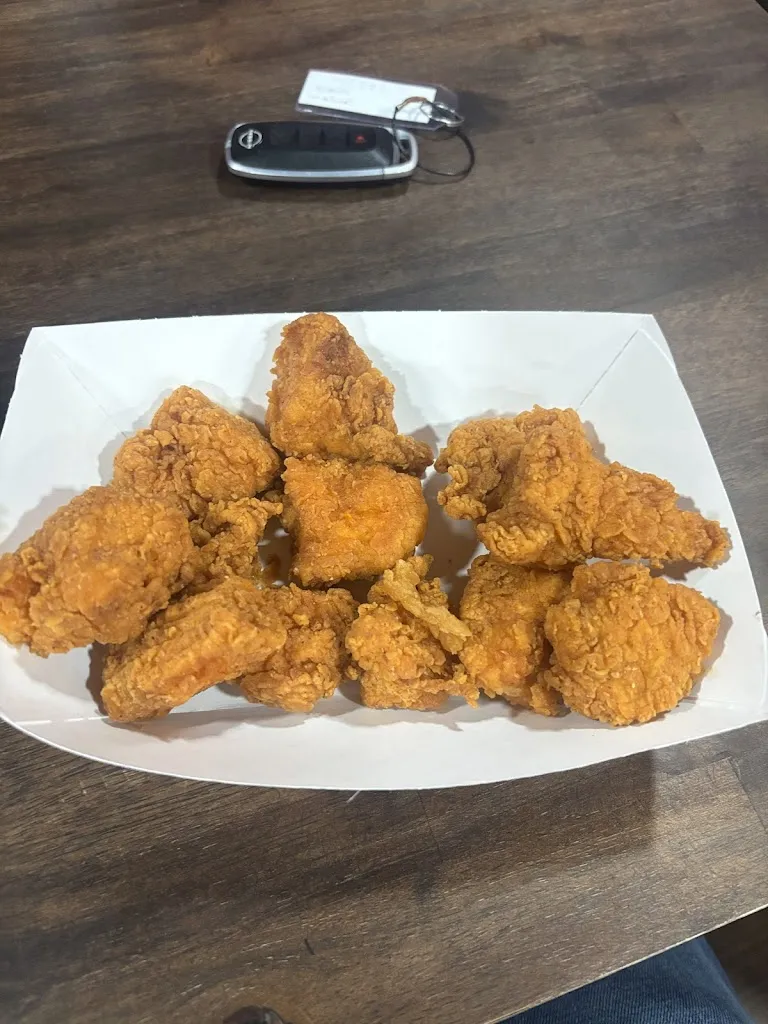 Nash Hot Chicken_Trafford, PA_slider_imagen_3