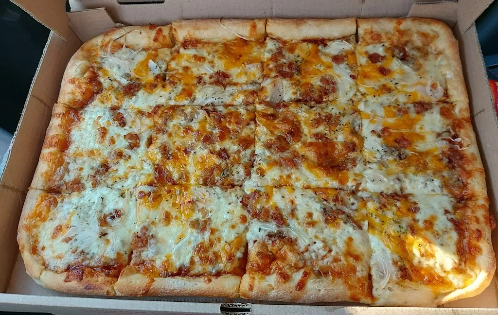 3 D's Pizza_Towanda, PA_slider_image_2