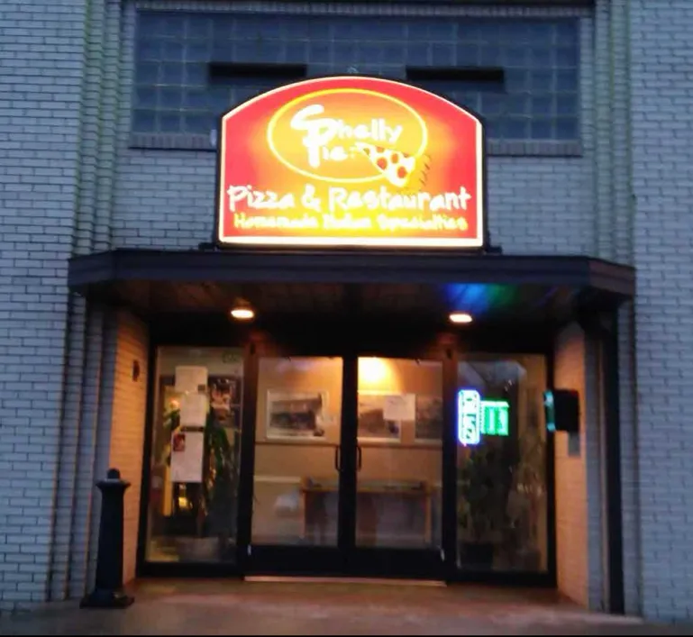Shelly Pie Pizza restaurant in Turtle Creek, PA