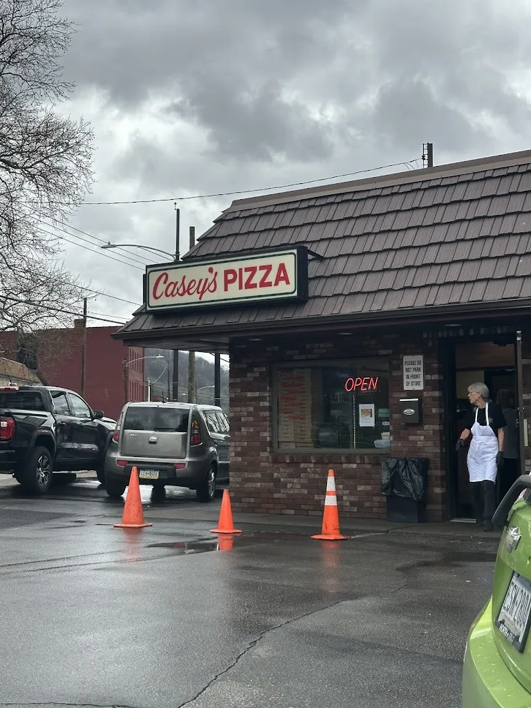 Casey's Pizza restaurant in Turtle Creek, PA
