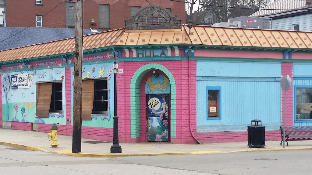 Hula Bar & Grill restaurant à Verona, PA