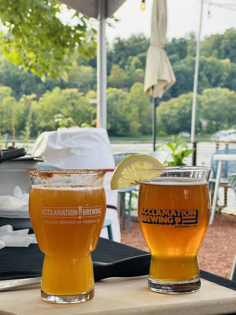Acclamation Brewing_Verona, PA_slider_image_2