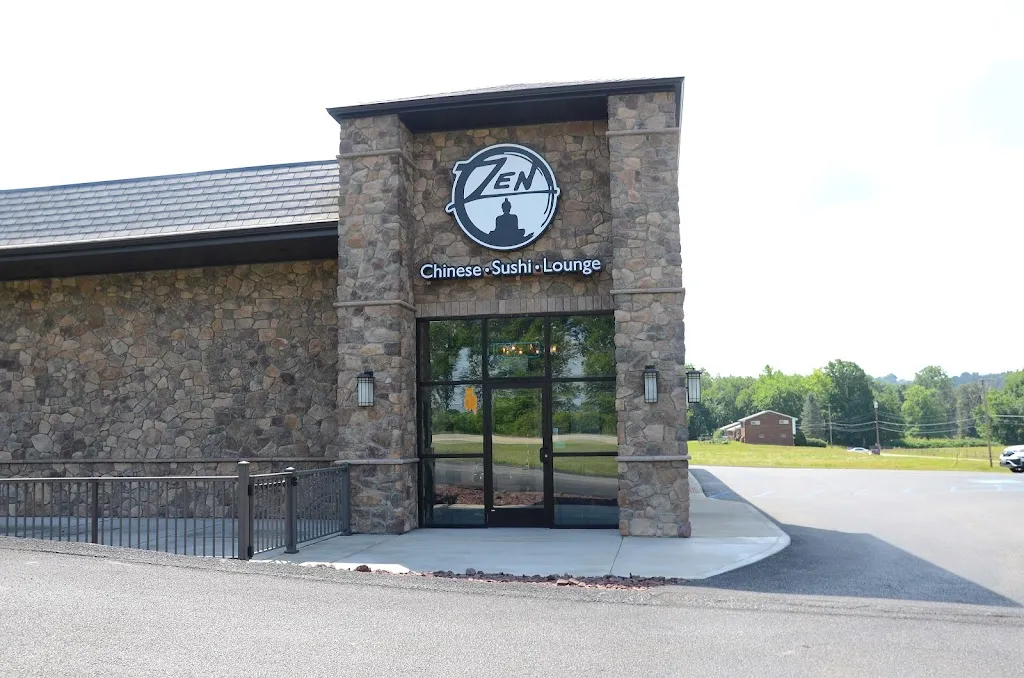 Zen Restaurant and Sushi Bar restaurant à Verona, PA