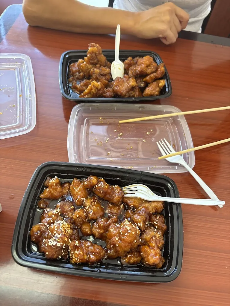 Нурайка Джумабекова_Dragon Chinese Restaurant_Verona, PA_avis