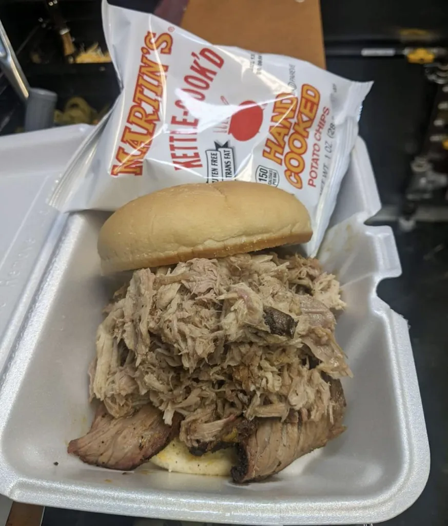 Crazy Heifer Smokehouse_Dover, PA_slider_immagine_2