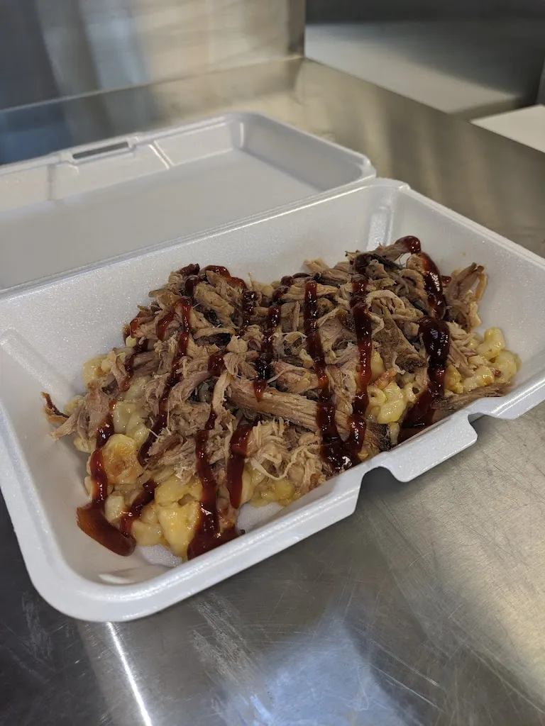 Crazy Heifer Smokehouse_Dover, PA_slider_immagine_3