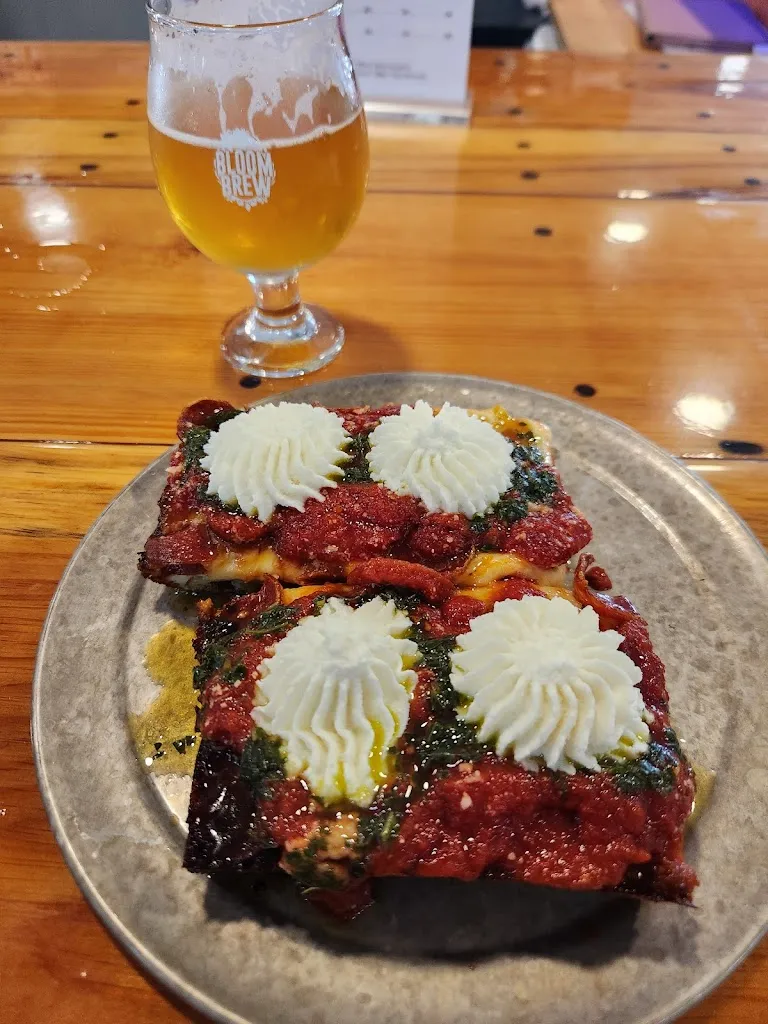 Jeffrey Martino_Bloom Brew Tap Room & Blooms Slice_West Newton, PA_reseña