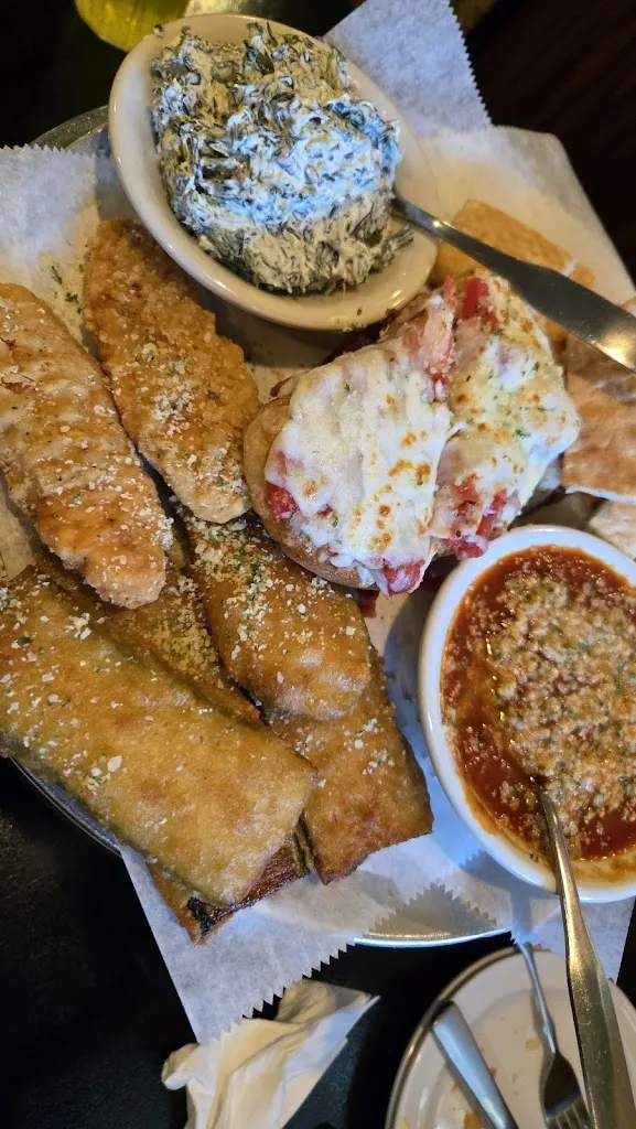 Dan McDermott_Luciano's Restaurant_White Oak, PA_review