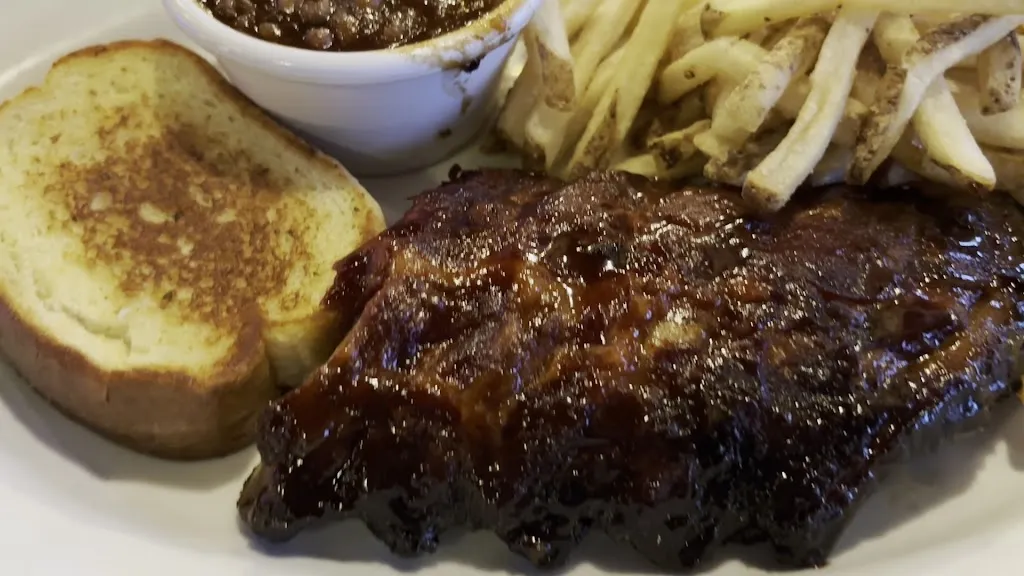 Smokey Bones Wilkes Barre_Wilkes-Barre, PA_slider_imagen_2